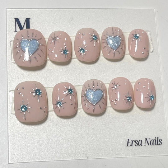 Custom_Nails_1.jpg